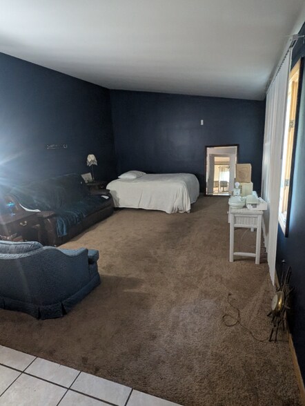 Building Photo - 557 Murray Hill Dr