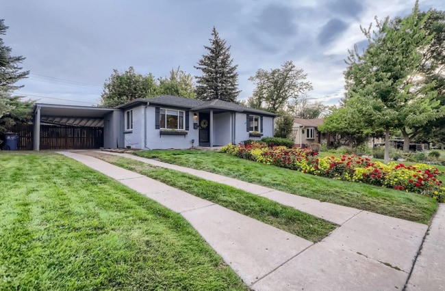 Building Photo - 4760 E Colorado Ave