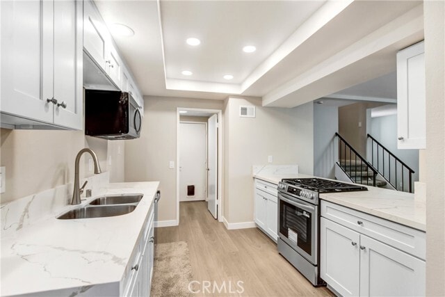 Building Photo - 9847 Bolero Dr