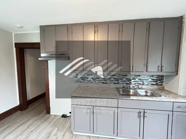 Building Photo - 224 Baltimore St