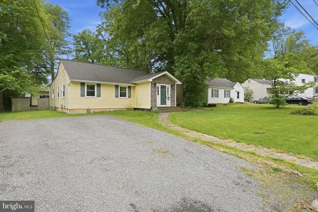 Building Photo - 7605 Fisher Dr