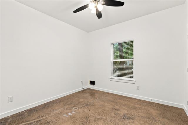 Building Photo - 104 E Forest Ave