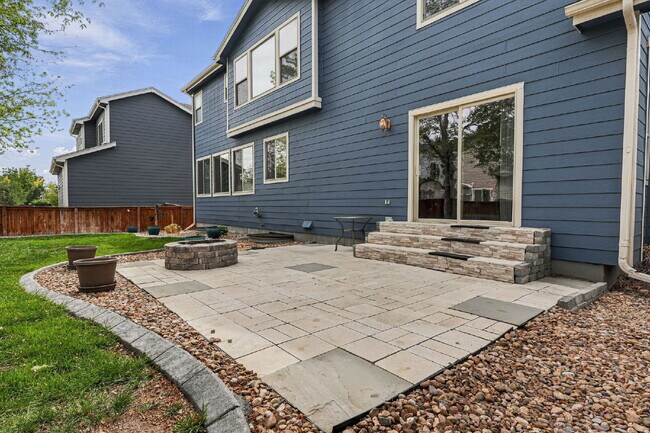 Building Photo - 3-Bedroom Home + Separate Office & Loft | 3-Car Garage