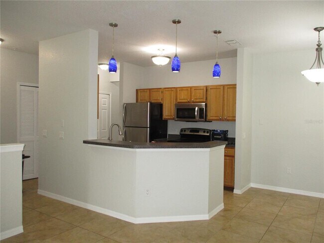 Building Photo - 6055 Westgate Dr