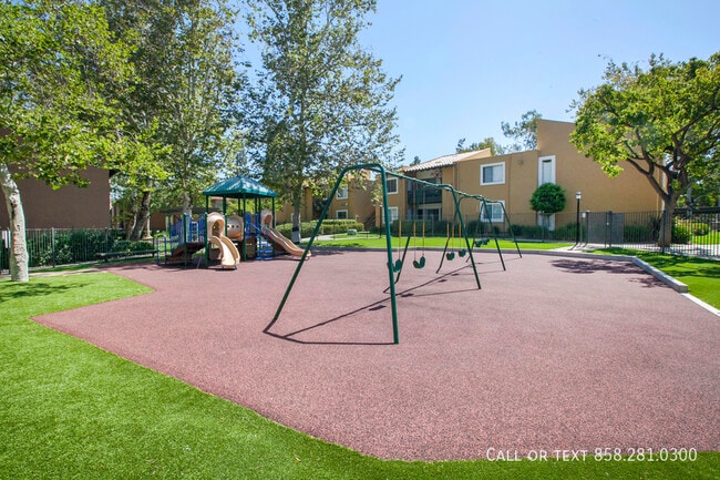 Building Photo - 17105 W Bernardo Dr