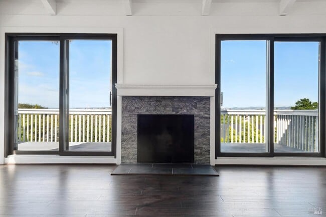 Building Photo - 31 Antilles Way