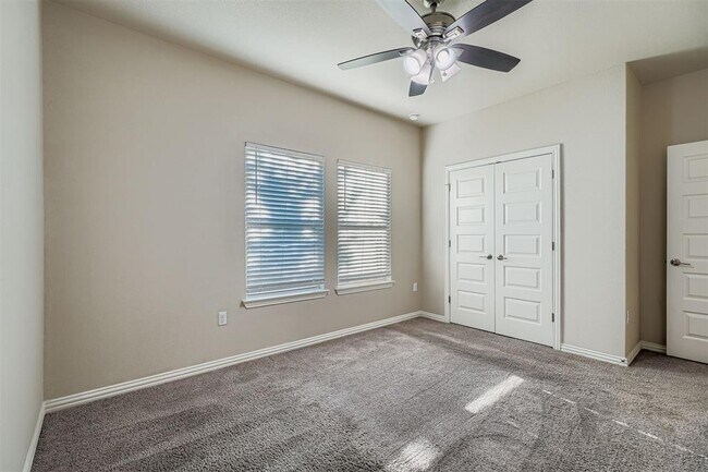 Building Photo - 8800 Sikes Way