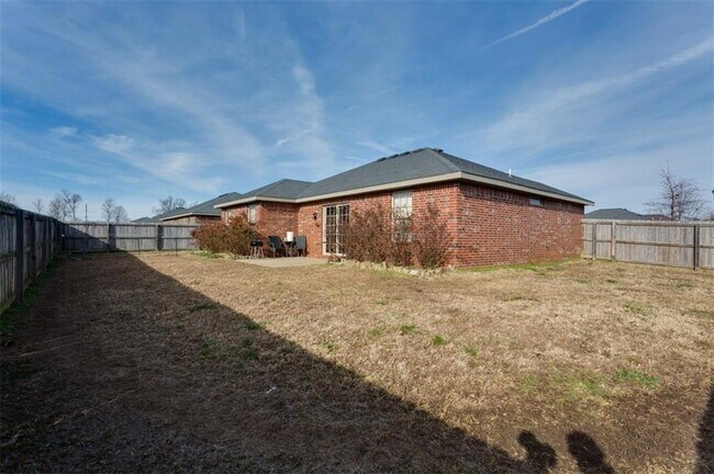 Building Photo - 4143 W Spring House Dr