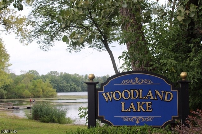 Building Photo - 16 Brookside Ave