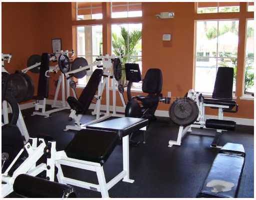 Building Photo - Spectacular 1BR/1BA Condo in the heart of ...
