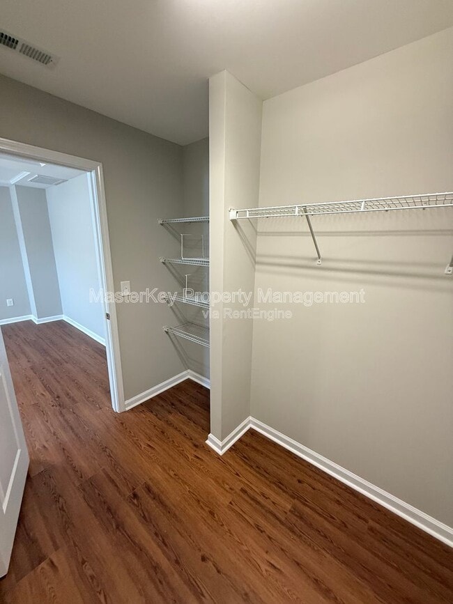 Building Photo - 9312 Lennox Laurel Cir