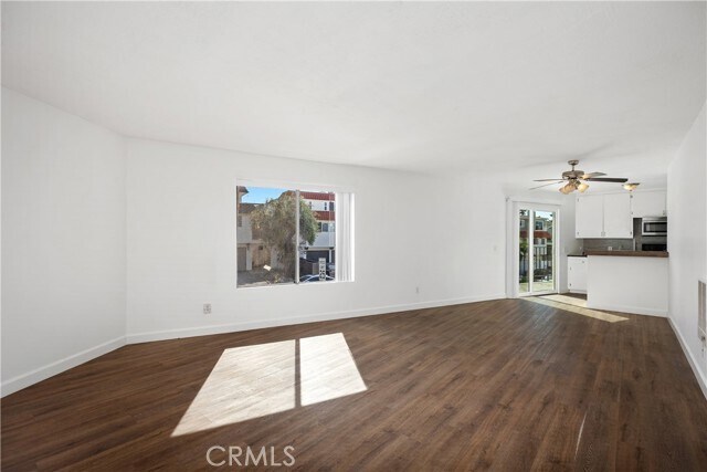 Building Photo - 803 Calle Puente