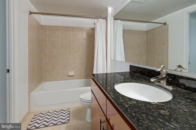 Building Photo - 915 E Street NW Unit 1001