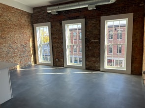 Building Photo - 145-151 E Main St