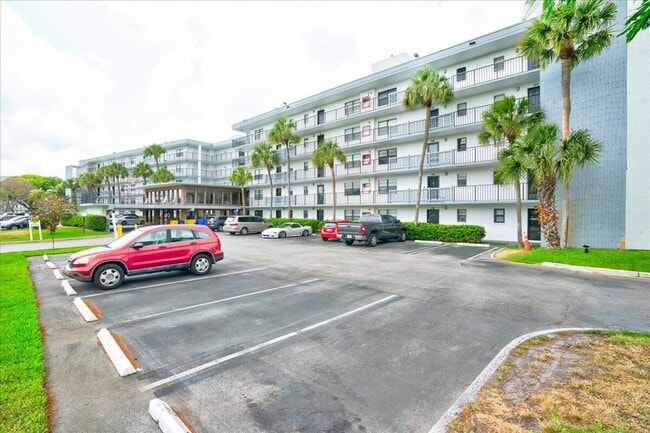 Primary Photo - 9235 SW 8th St