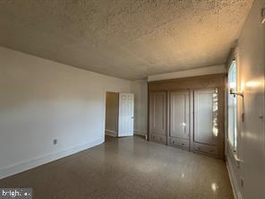 Building Photo - 1016 W Main St