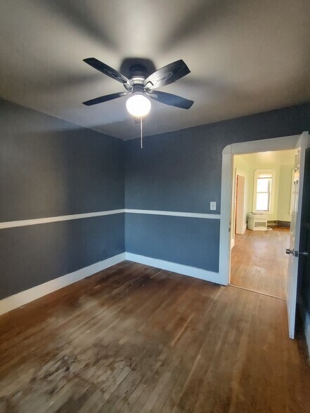 Building Photo - 6 Closson Ct