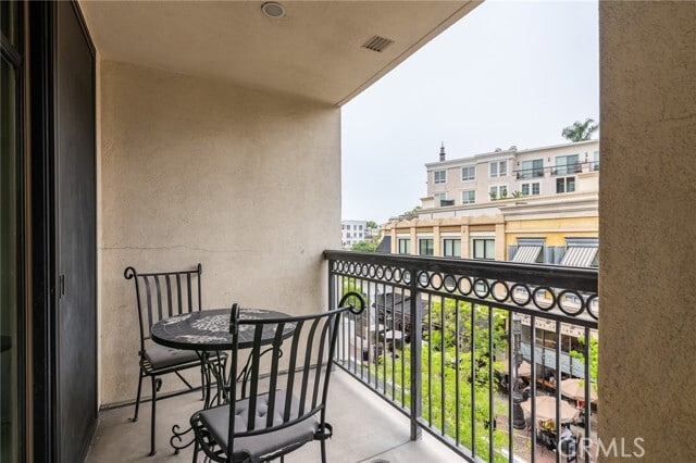 Building Photo - 305 Caruso Ave