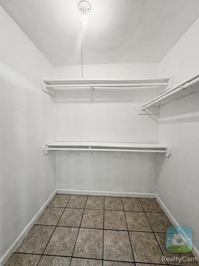 Building Photo - 5007 Monteith Dr