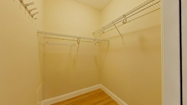 Building Photo - Beautiful 2 Bedroom Home in San Marco read...