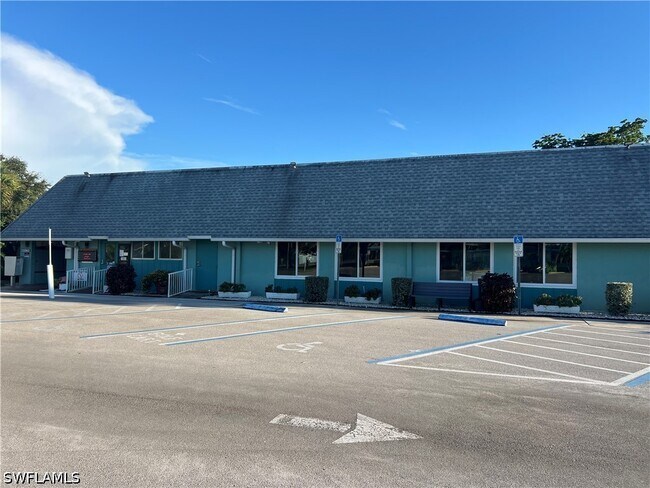 Building Photo - 120 Grassy Key Ln