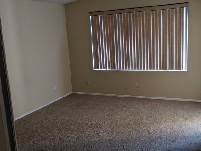 Master Bedroom - 2371 E Stone Stable Dr