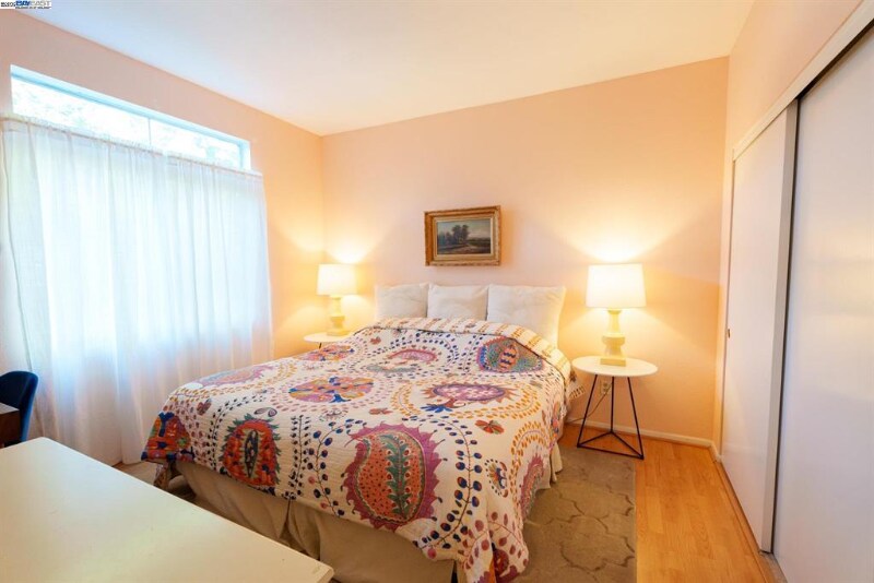 Building Photo - 7815 Canyon Meadows Cir