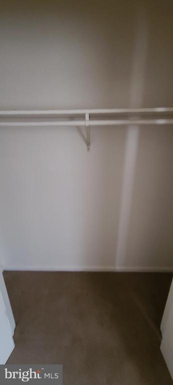 Building Photo - 319 Pendleton Dr