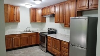 Building Photo - 34 Orchard Ter