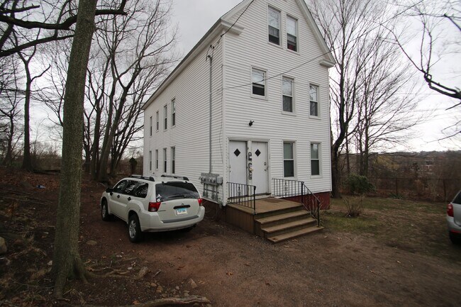 Building Photo - 76 Warren St