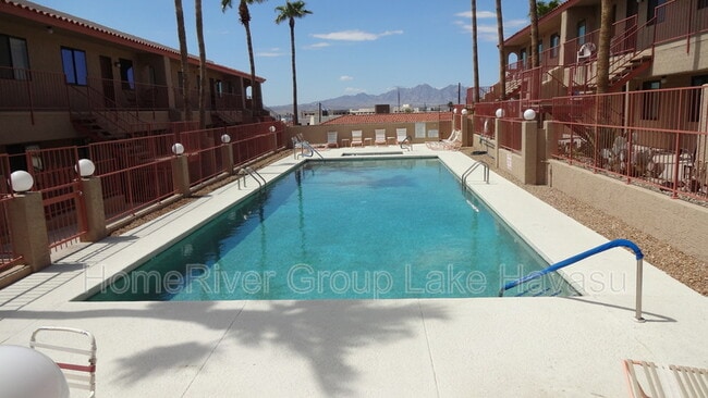 Building Photo - 1957 Mesquite Ave