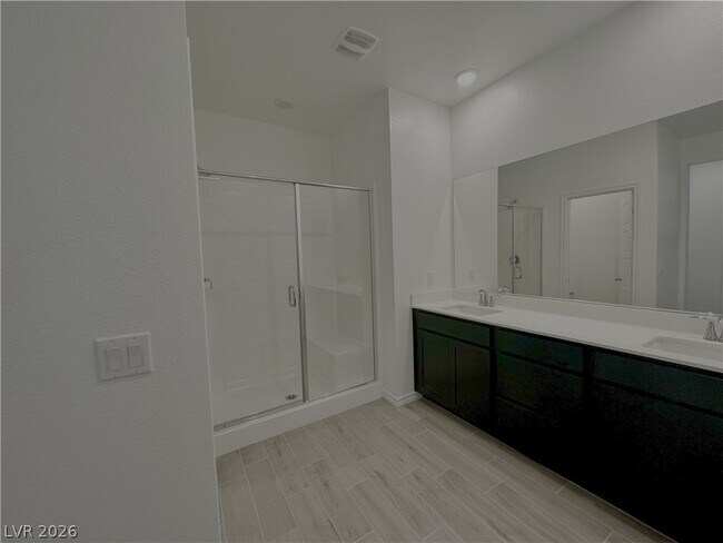 Building Photo - 333 Laurel Peak Dr