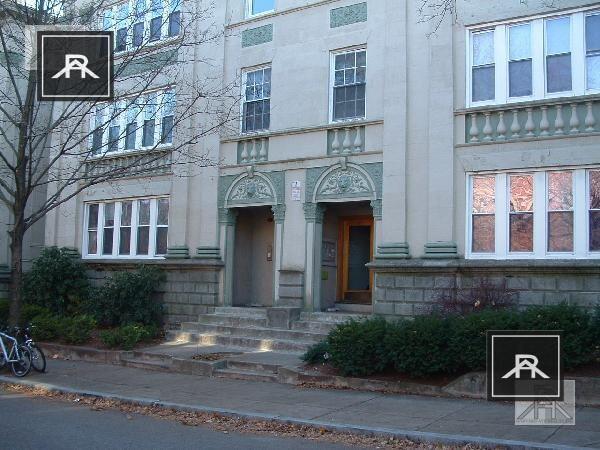 Building Photo - 4 bedroom in Brookline MA 02446