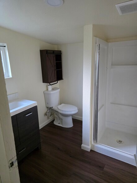 Building Photo - 1203 Floyd Ave