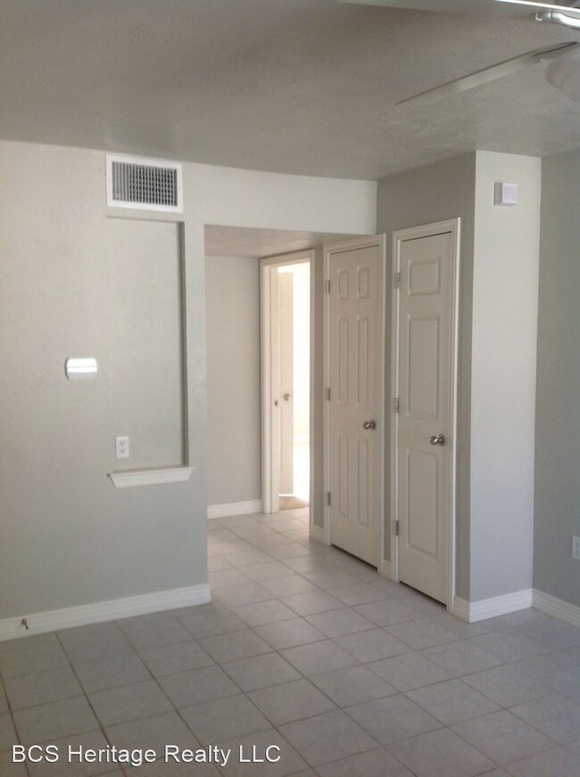 Building Photo - 4300 Boyett St