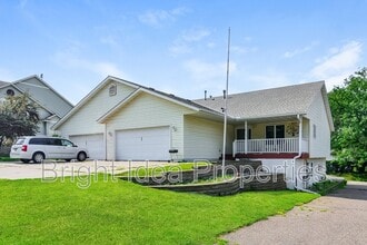 Building Photo - 624 Pleasant Dr