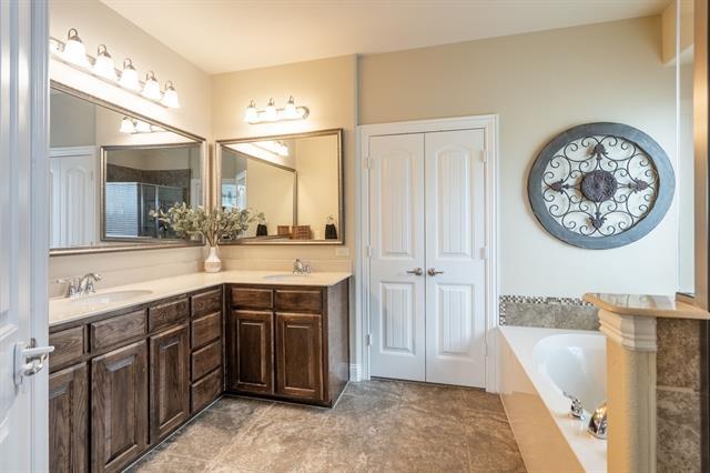 Building Photo - 117 Griffin Ave