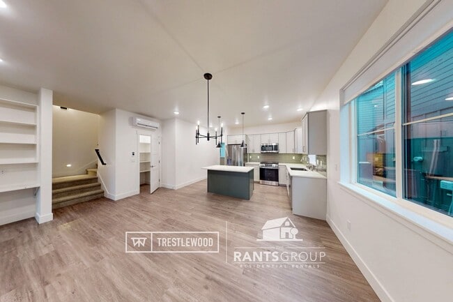 Building Photo - Brand New! Modern Home in Trestlewood – Where Comfort Meets Community!