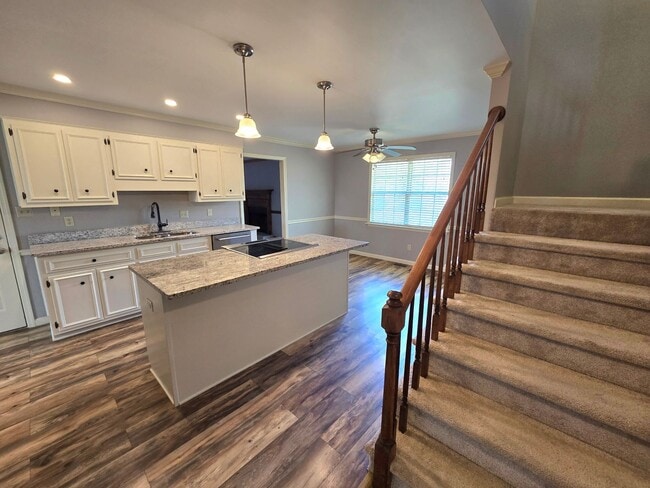 Building Photo - 4517 Crosland Dr