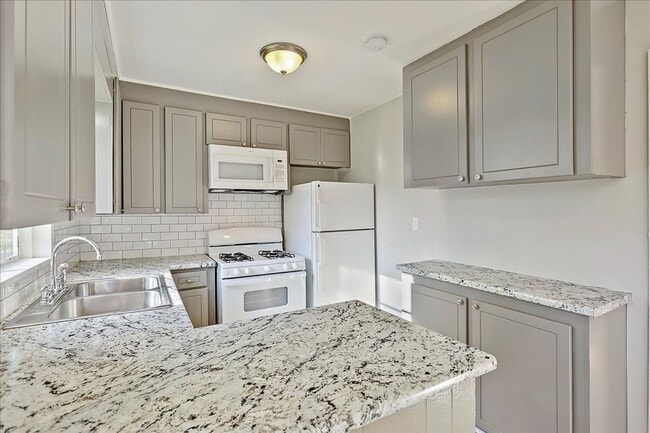 Building Photo - Charming 3-Bedroom Home in Pearl, MS