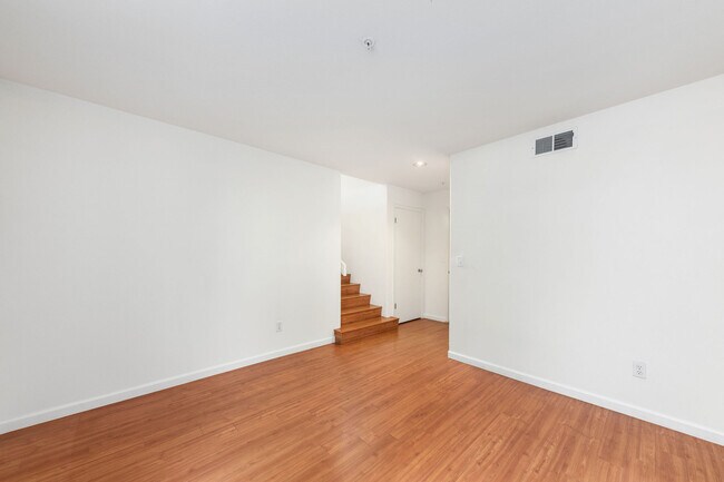 Building Photo - 979 Asilomar Terrace