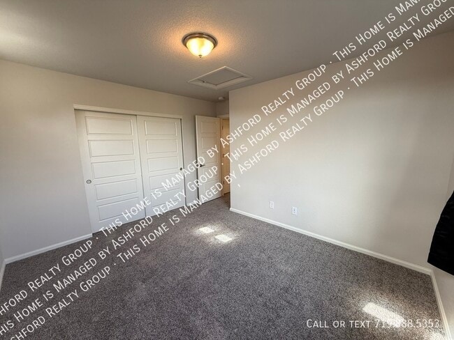 Building Photo - 6044 Callan Dr