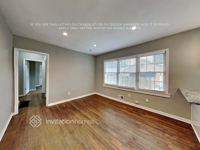 Building Photo - 3450 Glenwood Rd