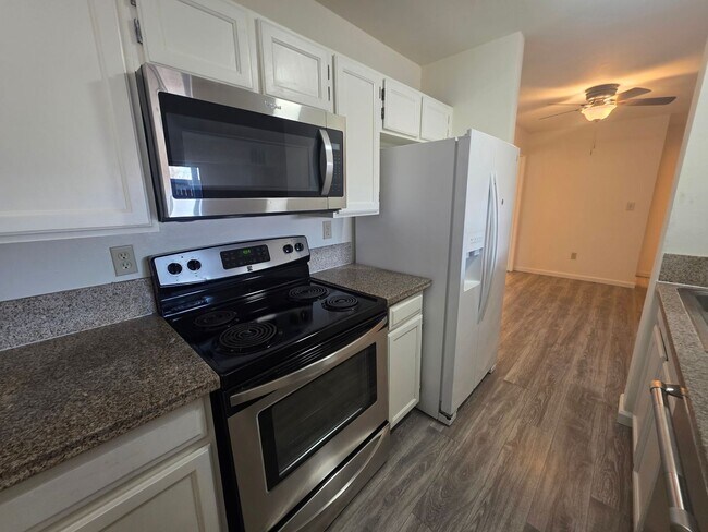 Building Photo - 2177 Kietzke Ln