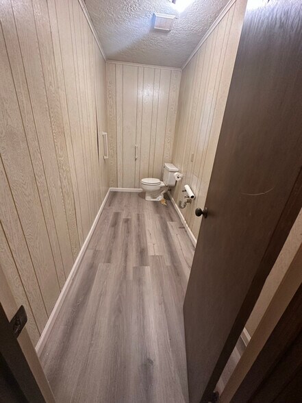 Building Photo - 125 W Monroe St