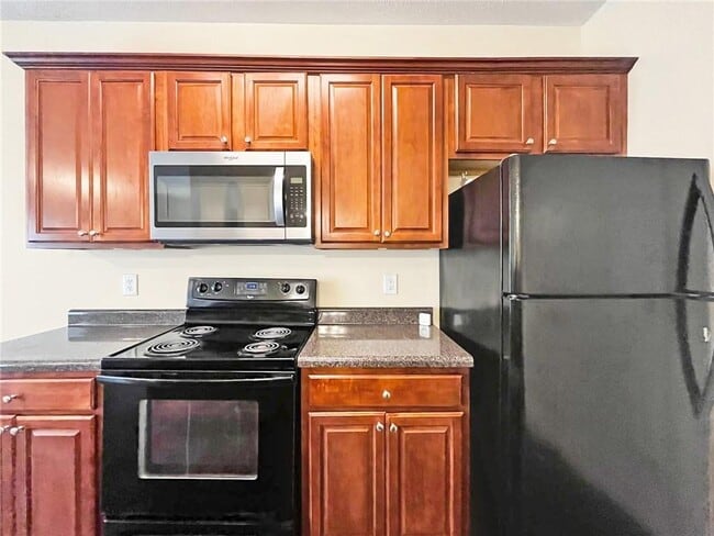 Building Photo - 4913 Sierra Way