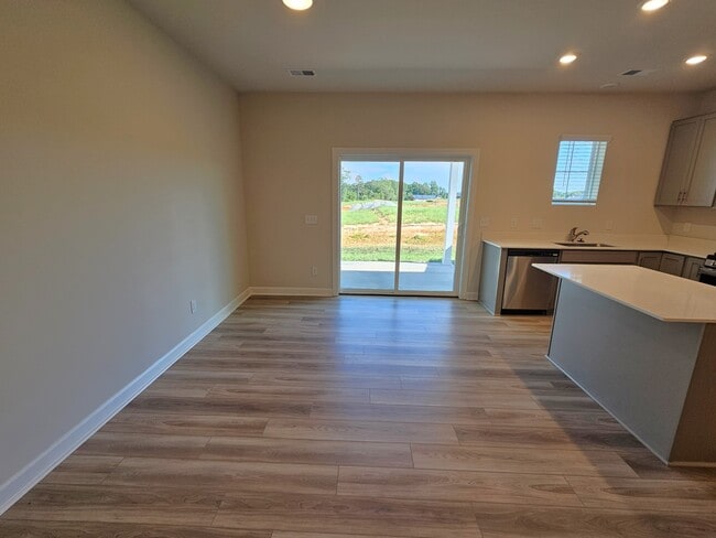 Building Photo - 1522 Yellowwood Ct