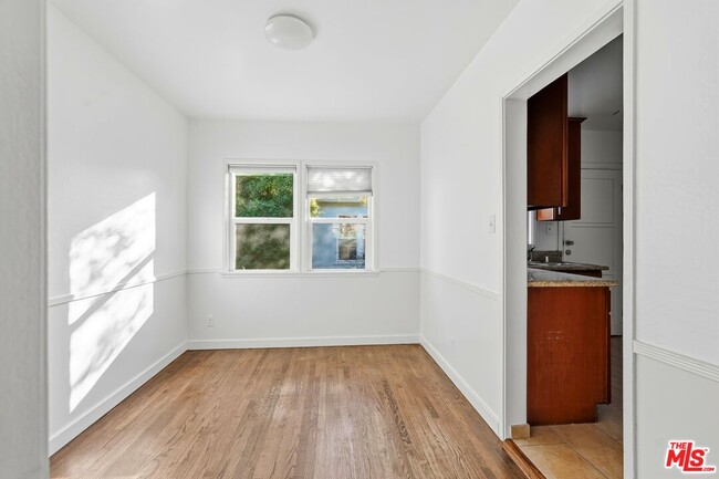 Building Photo - 1440 S Sherbourne Dr