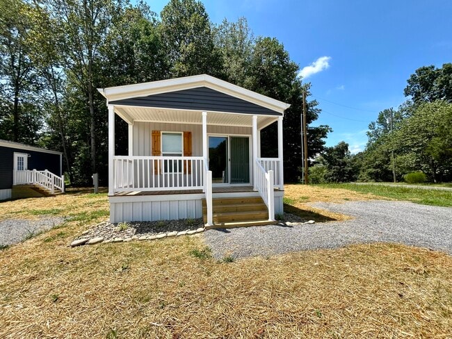 Building Photo - 2110 US-127