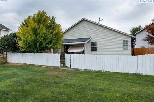 Building Photo - 5416 Mariner Ln